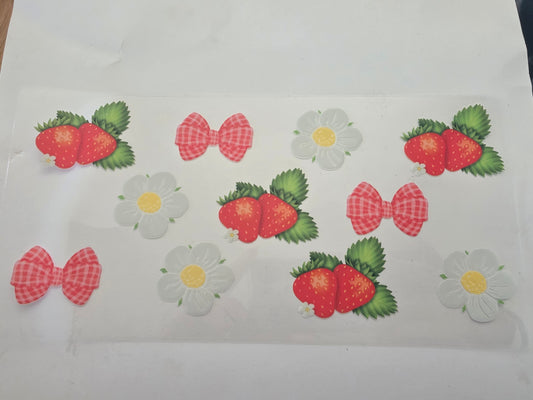Strawberries and flowers wrap